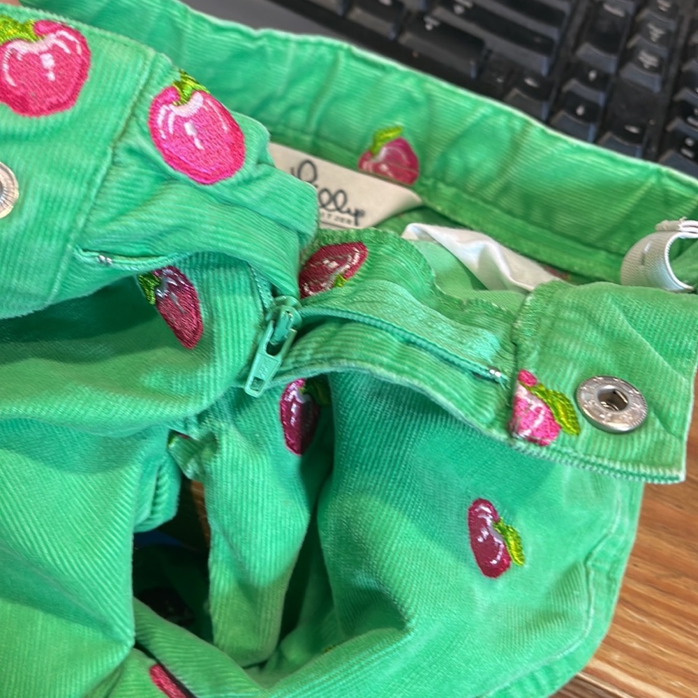 Lilly Pulitzer Girls green cords with embroidered apples size 4 - Picture 6 of 8